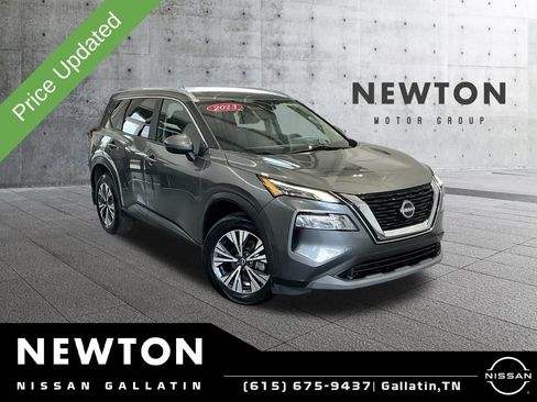 Used 2023 Nissan Rogue SV w/ SV Premium Package AWD/4WD image 1