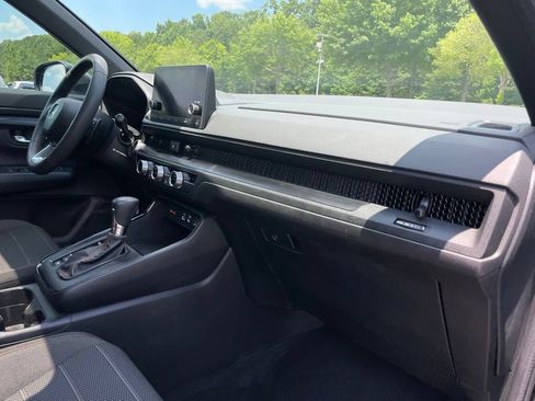 Certified 2023 Honda CR-V Sport image 33