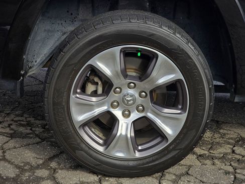 Used 2022 RAM 1500 Laramie image 13