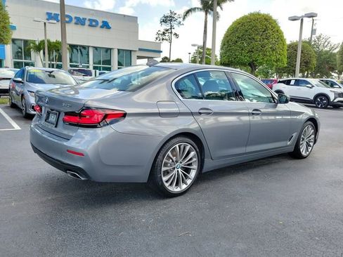 Used 2023 BMW 540i w/ Premium Package RWD image 6