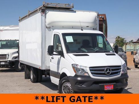 Used 2018 Mercedes-Benz Sprinter 3500 image 2