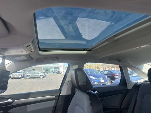 New 2026 Volkswagen Jetta SE image 9