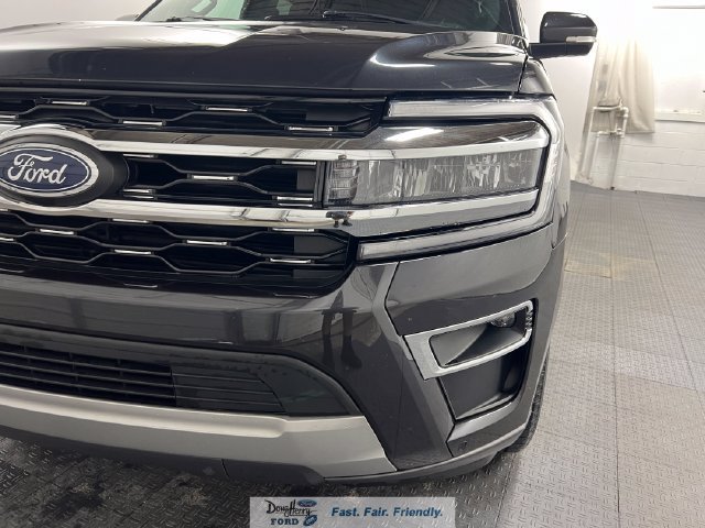 Used 2024 Ford Expedition Max Limited RWD image 11