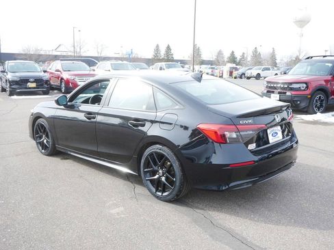 Used 2022 Honda Civic Sport image 7