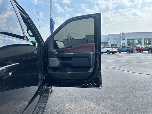 Used 2022 Ford F150 Lariat w/ Equipment Group 502A High AWD/4WD image 24