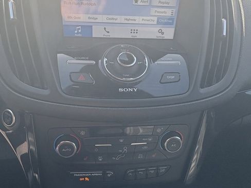 Used 2017 Ford Escape Titanium w/ Equipment Group 301A image 7