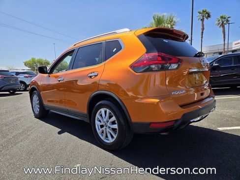 Used 2020 Nissan Rogue SV FWD image 4