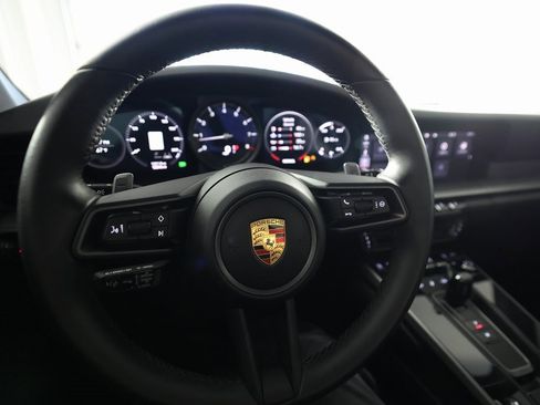 Used 2020 Porsche 911 Carrera image 20