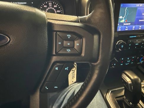 Used 2020 Ford F150 XLT w/ Equipment Group 302A Luxury AWD/4WD image 30