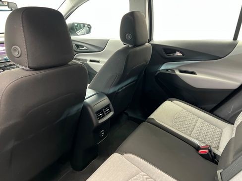 Used 2024 Chevrolet Equinox LS FWD image 20