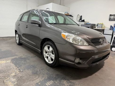 Used 2005 Toyota Matrix XR image 5
