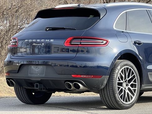 Used 2018 Porsche Macan S image 9