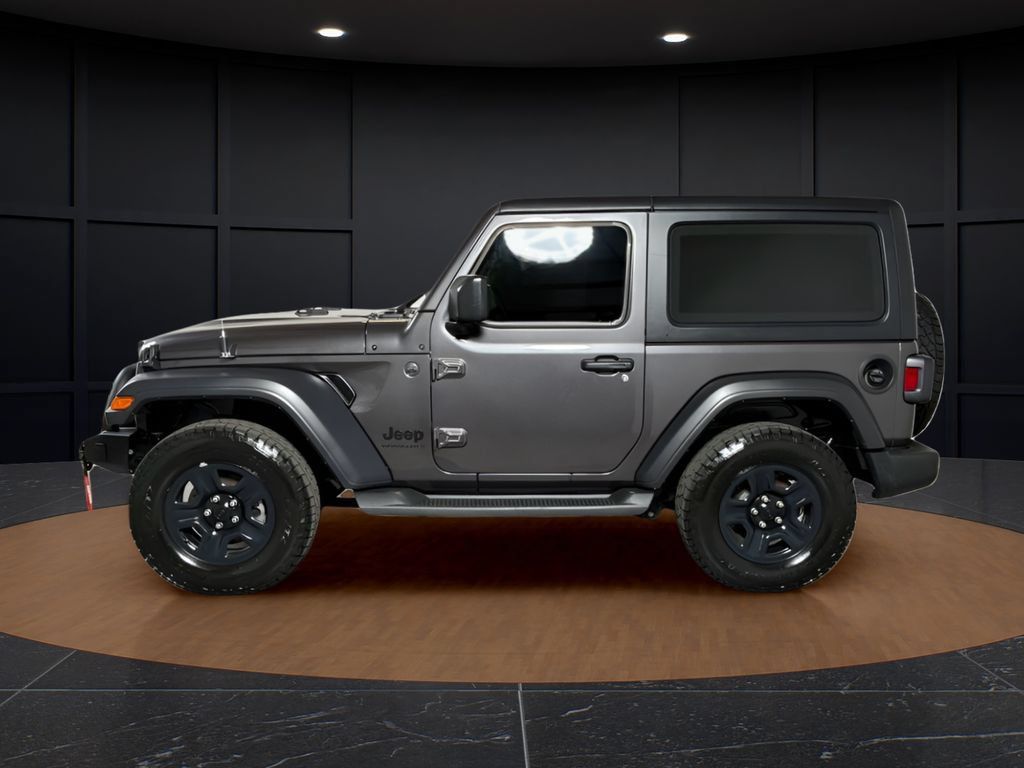 Used 2024 Jeep Wrangler Sport AWD/4WD image 2