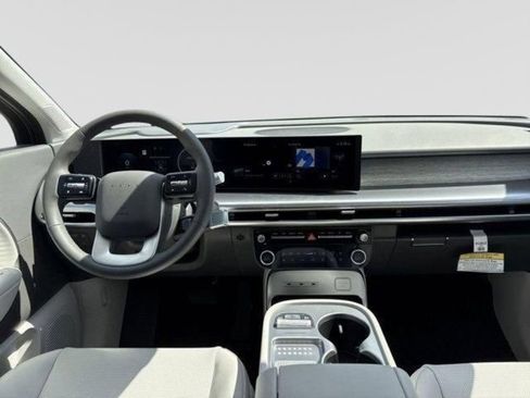 New 2026 Hyundai Ioniq 9 SEL image 5