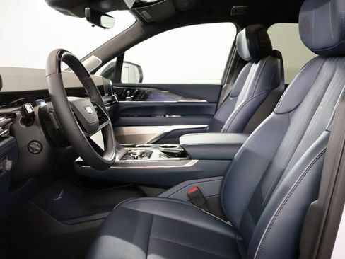 New 2026 Cadillac Escalade IQL Luxury image 10