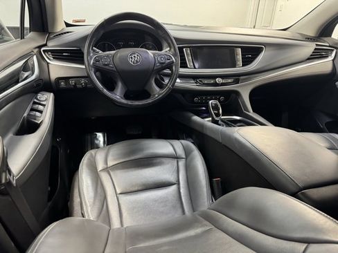 Used 2019 Buick Enclave Premium image 7