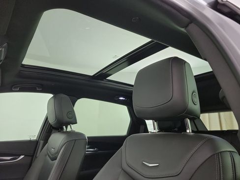 Used 2024 Cadillac XT5 Premium Luxury FWD image 18
