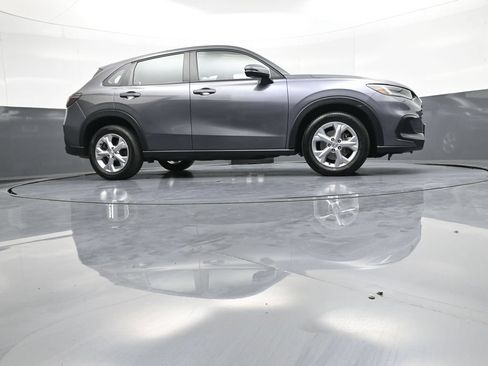 Used 2023 Honda HR-V LX image 27