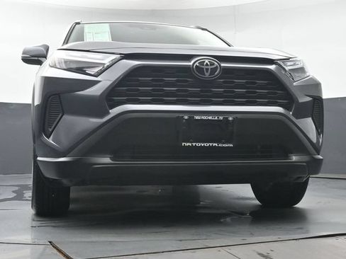 Used 2025 Toyota RAV4 XLE w/ Convenience Package AWD/4WD image 39