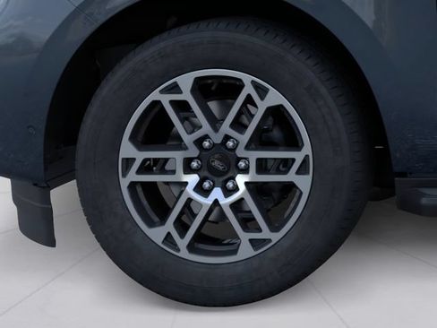 New 2026 Ford Expedition Active AWD/4WD image 19
