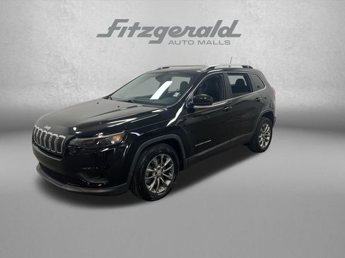 Used 2019 Jeep Cherokee Latitude Plus w/ Comfort/Convenience Group FWD image 1