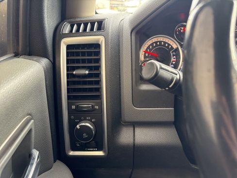 Used 2017 RAM 1500 Big Horn image 32