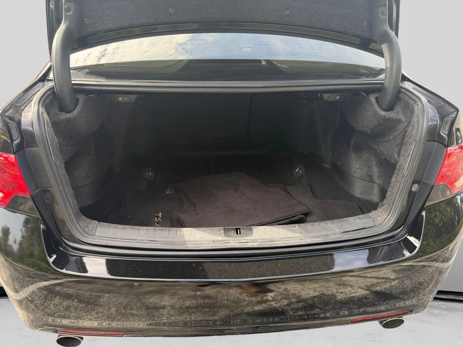 Used 2012 Acura TSX Sedan FWD image 28