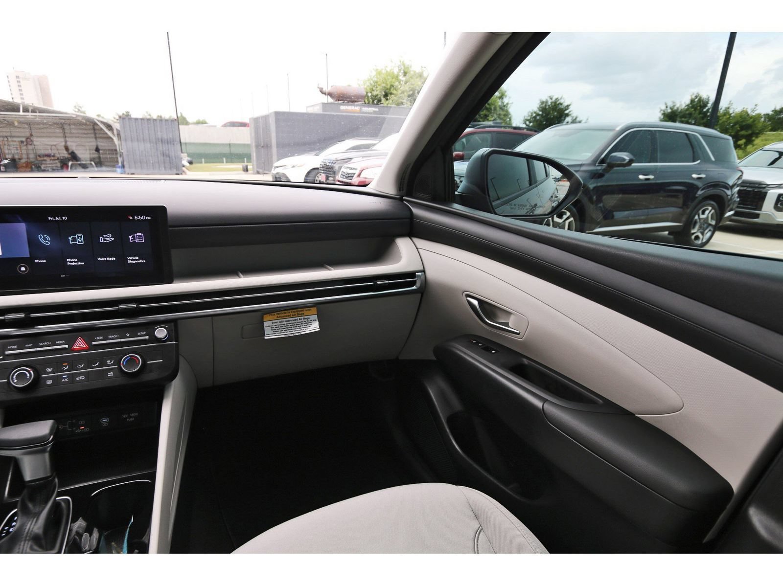 Certified 2026 Hyundai Tucson SE FWD image 12