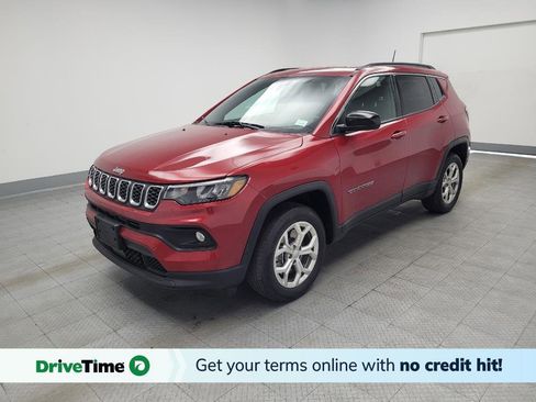 Used 2024 Jeep Compass Latitude image 1