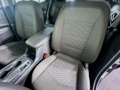 Used 2018 Chevrolet Equinox LT image 19