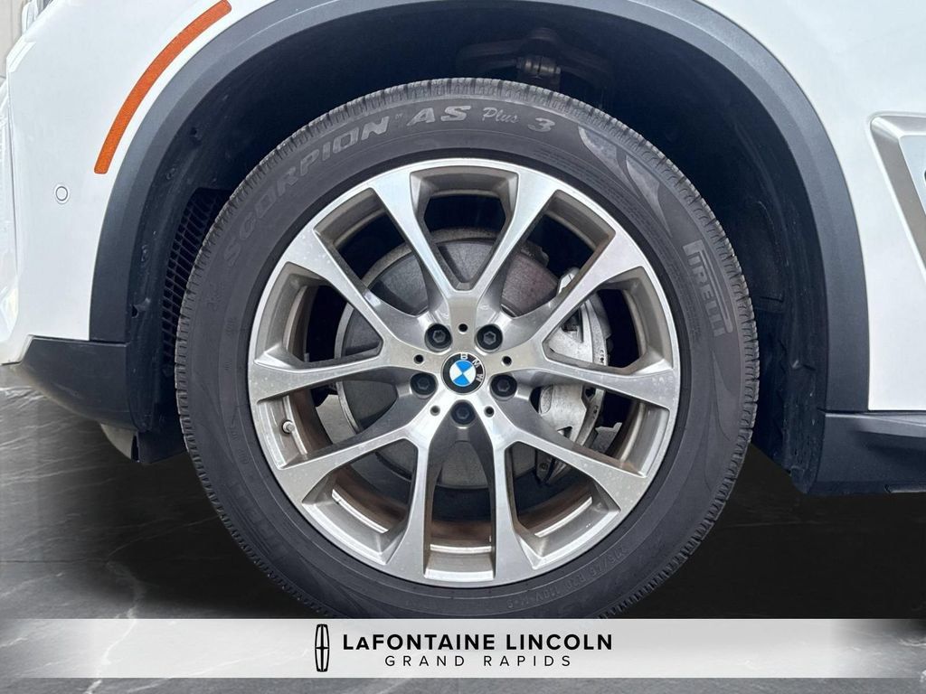 Used 2024 BMW X5 xDrive40i AWD/4WD image 34