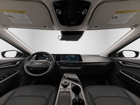 Certified 2023 Kia EV6 Wind w/ Wind Technology Package AWD/4WD image 28