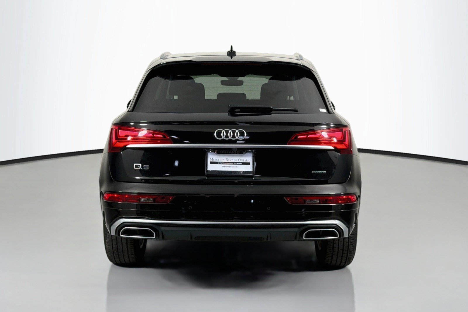 Used 2022 Audi Q5 2.0T Premium w/ Convenience Package AWD/4WD image 4