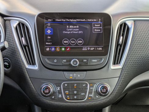 Used 2023 Chevrolet Malibu LT image 18