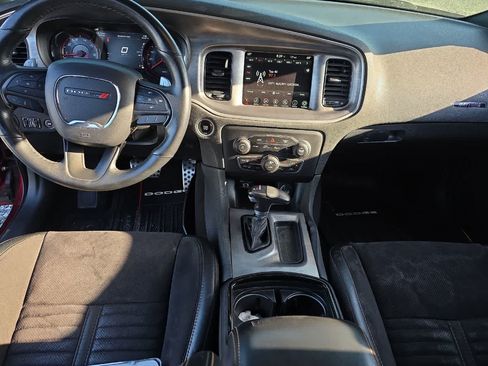 Used 2017 Dodge Charger R/T RWD image 4
