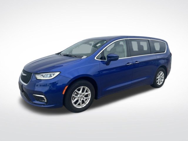Used 2021 Chrysler Pacifica Touring-L FWD image 13