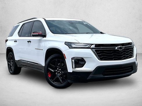 Used 2023 Chevrolet Traverse Premier w/ Redline Edition AWD/4WD image 12