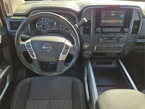 Used 2024 Nissan Titan SV w/ SV Convenience Package image 19