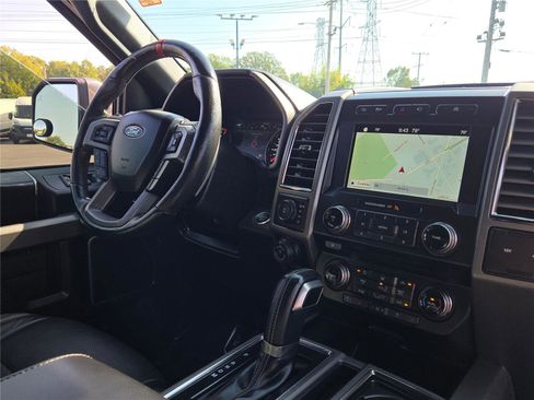 Used 2018 Ford F150 Raptor w/ Equipment Group 802A Luxury image 8