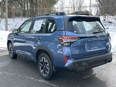 Certified 2025 Subaru Forester image 19