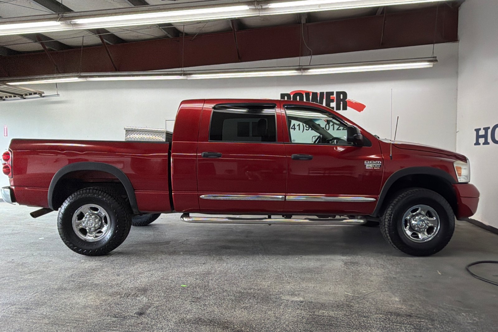 Used 2007 Dodge Ram 2500 Truck Laramie AWD/4WD image 3