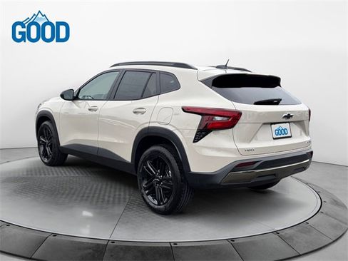 New 2026 Chevrolet Trax ACTIV w/ Sunroof Package image 3