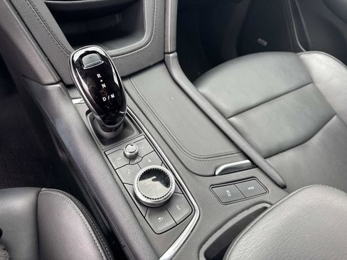 Certified 2025 Cadillac XT6 Premium Luxury image 26