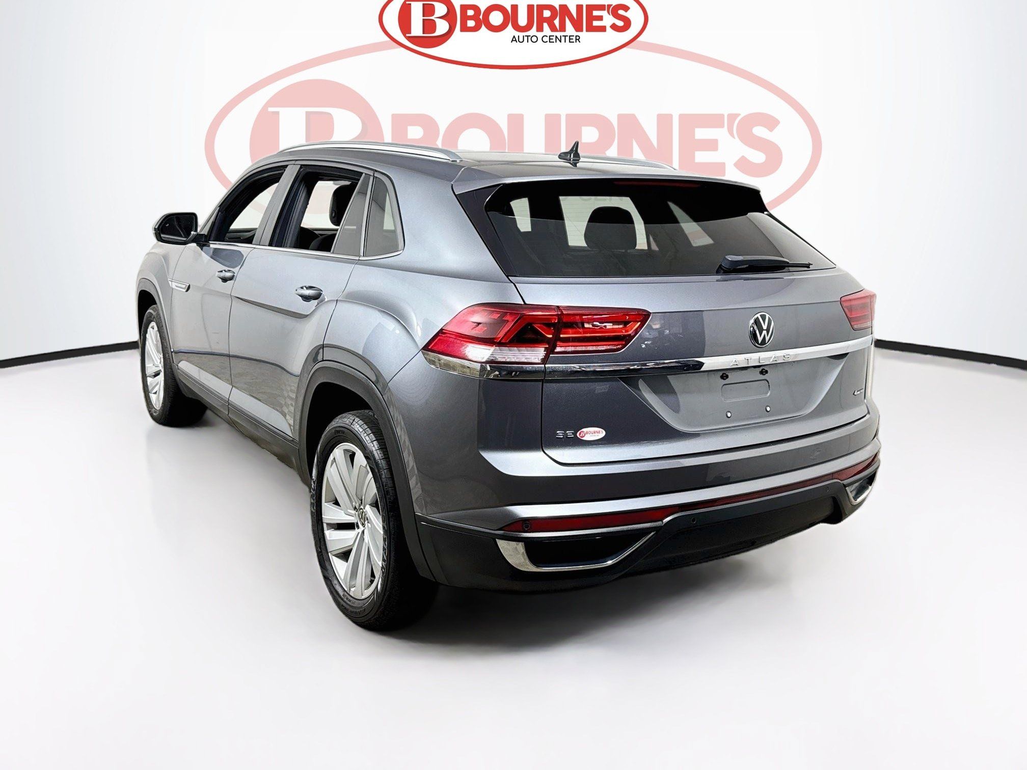 Used 2023 Volkswagen Atlas Cross Sport SE w/ Panoramic Sunroof Package AWD/4WD image 8