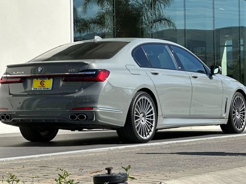 Used 2022 BMW ALPINA B7 xDrive w/ Luxury Rear Seating Package AWD/4WD image 3