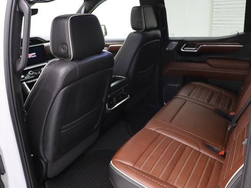 Used 2022 GMC Sierra 1500 Denali Ultimate image 17
