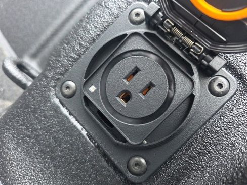 New 2026 Chevrolet Silverado 2500 LTZ w/ LTZ Convenience Package image 29