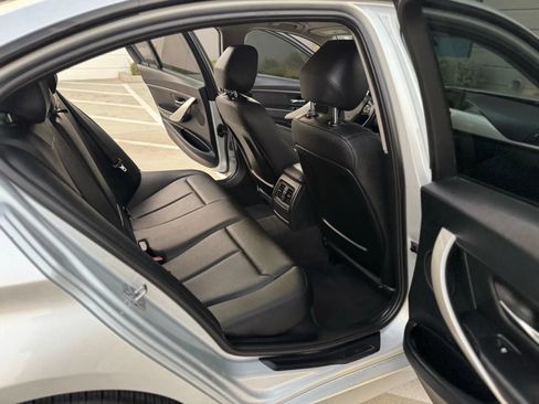 Used 2014 BMW 320i xDrive Sedan AWD/4WD image 12
