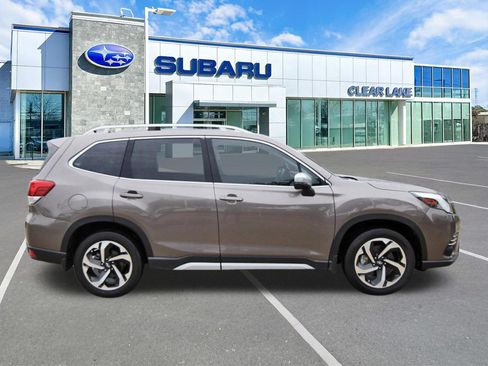 Certified 2023 Subaru Forester Touring AWD/4WD image 7