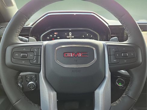 Used 2026 GMC Sierra 1500 SLT w/ SLT Premium Plus Package AWD/4WD image 24